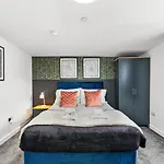 A Stylish Luxury 2 Bedroom Duplex Apartment